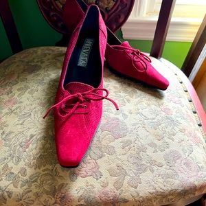 Wine suede kitten heels. Lovely bow detail. New!